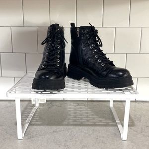 Nine West Zip up Boots